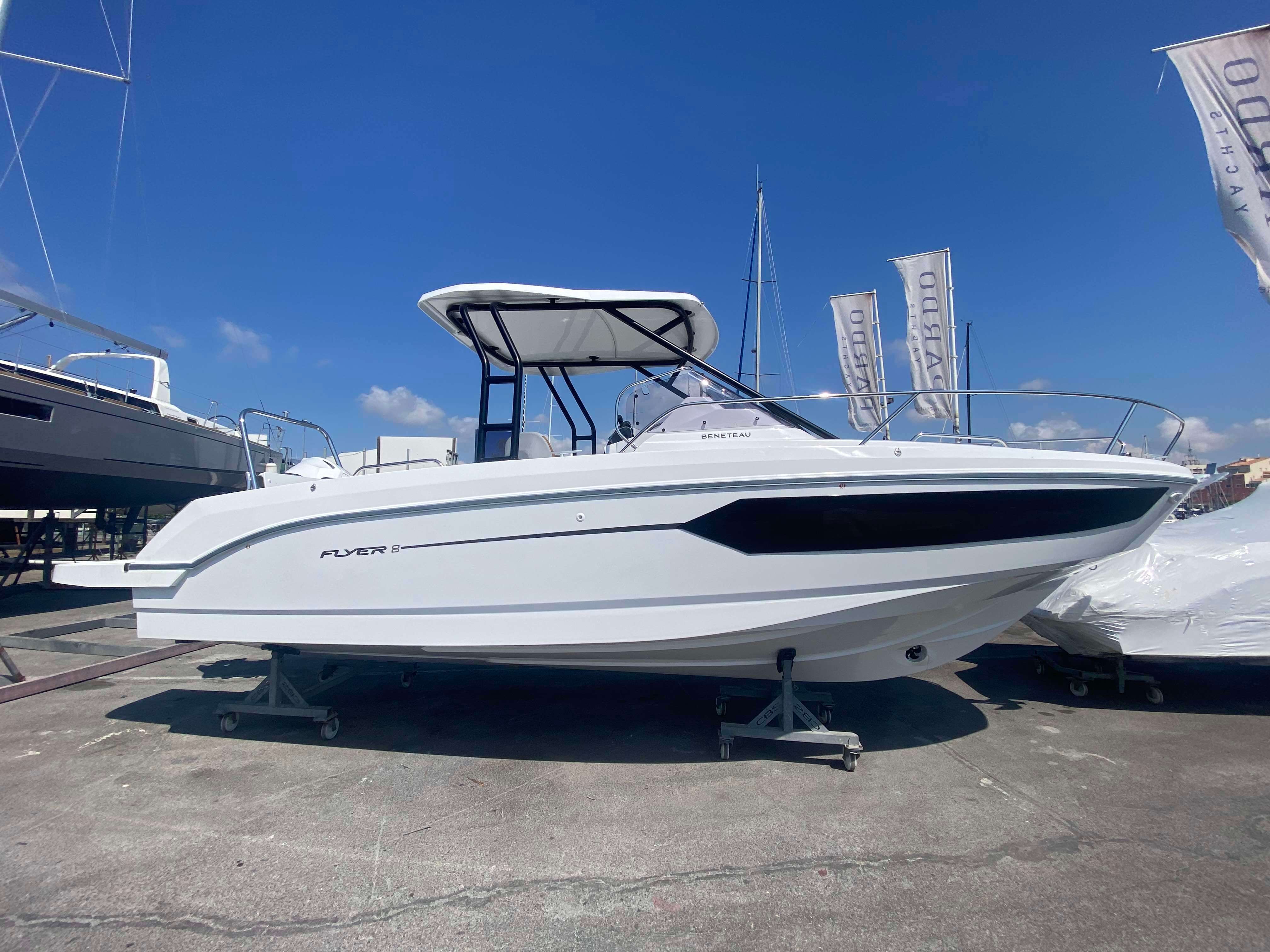 Beneteau FLYER 8 SUNDECK