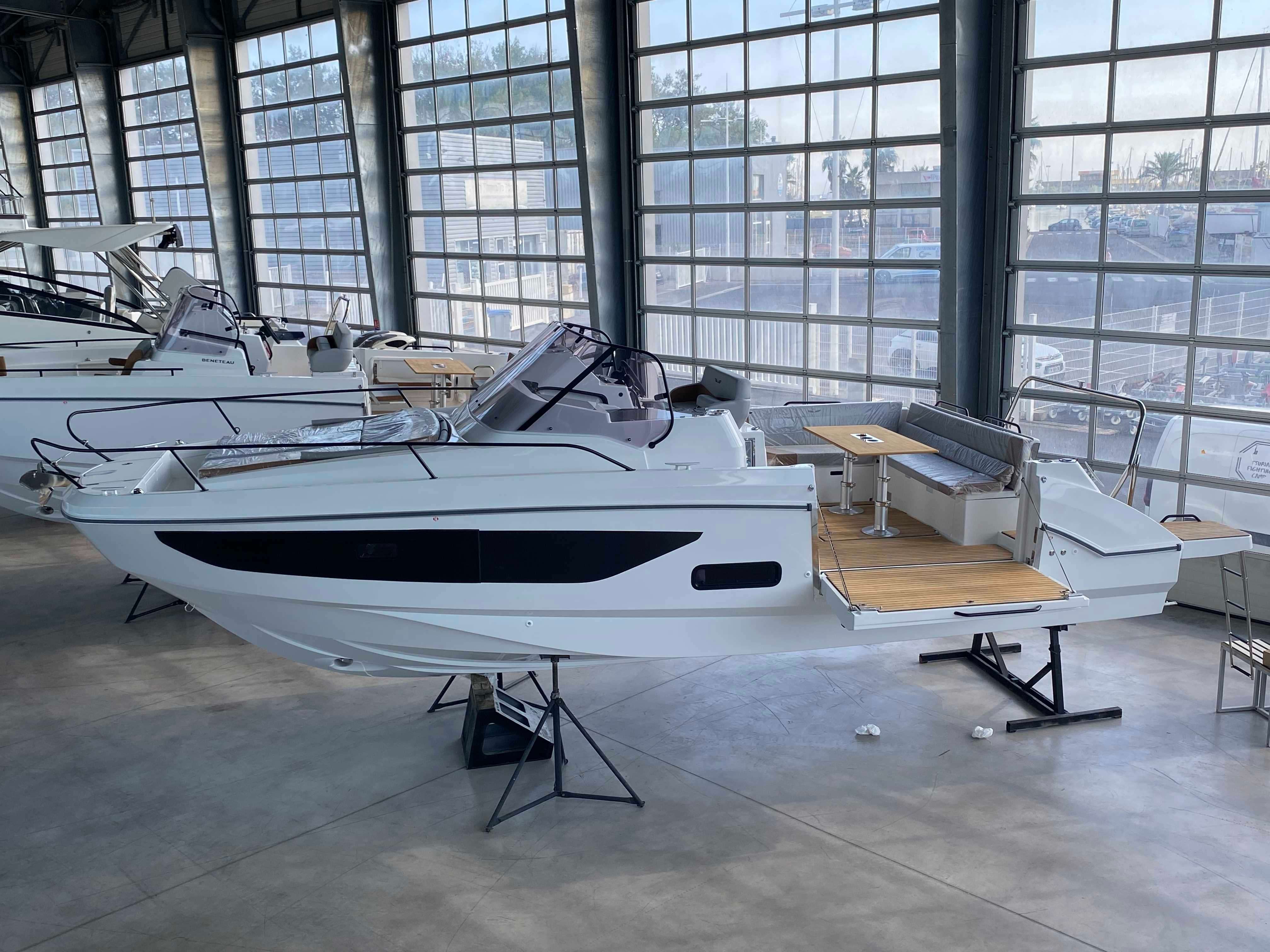 Beneteau FLYER 9 SUNDECK