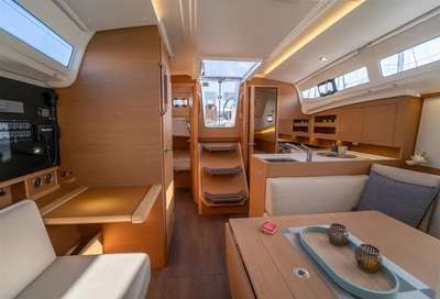 Barca a vela JEANNEAU SUN ODYSSEY 380 nuovo Irlanda