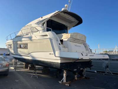 Barca JEANNEAU LEADER 46 usato Francia