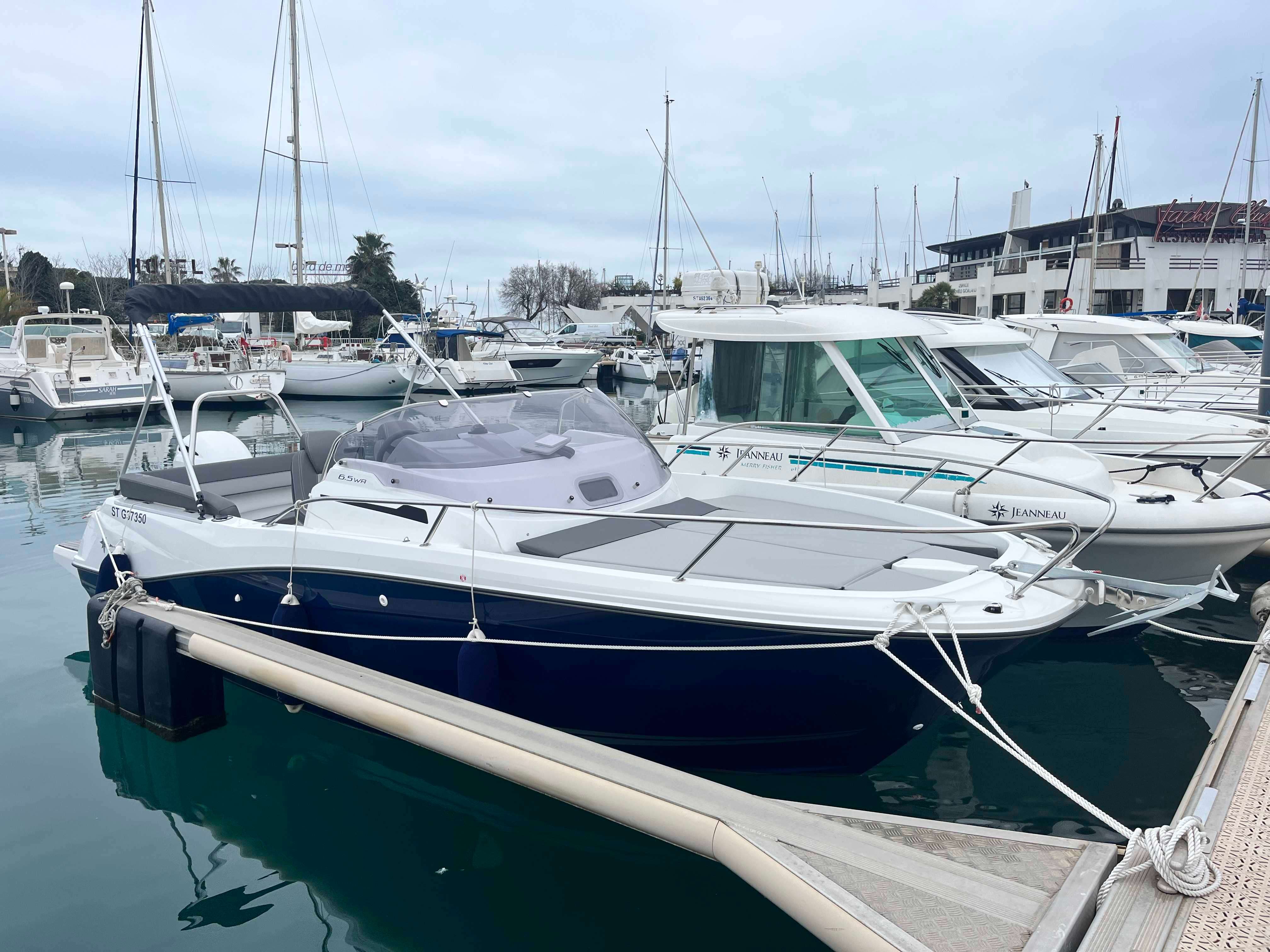 Jeanneau CAP CAMARAT 6.5 WA SERIE 3