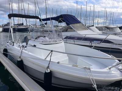 Barca JEANNEAU CAP CAMARAT 5.5 CC usato Francia