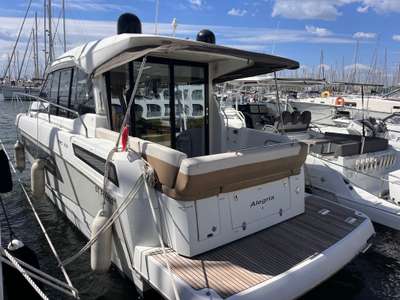 Barca JEANNEAU NC 33 usato Francia