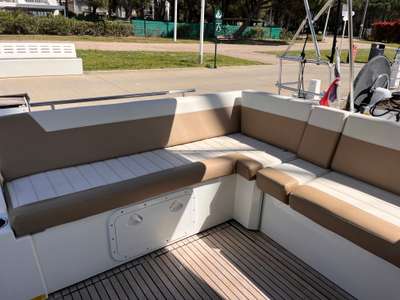 Barca JEANNEAU NC 33 usato Francia