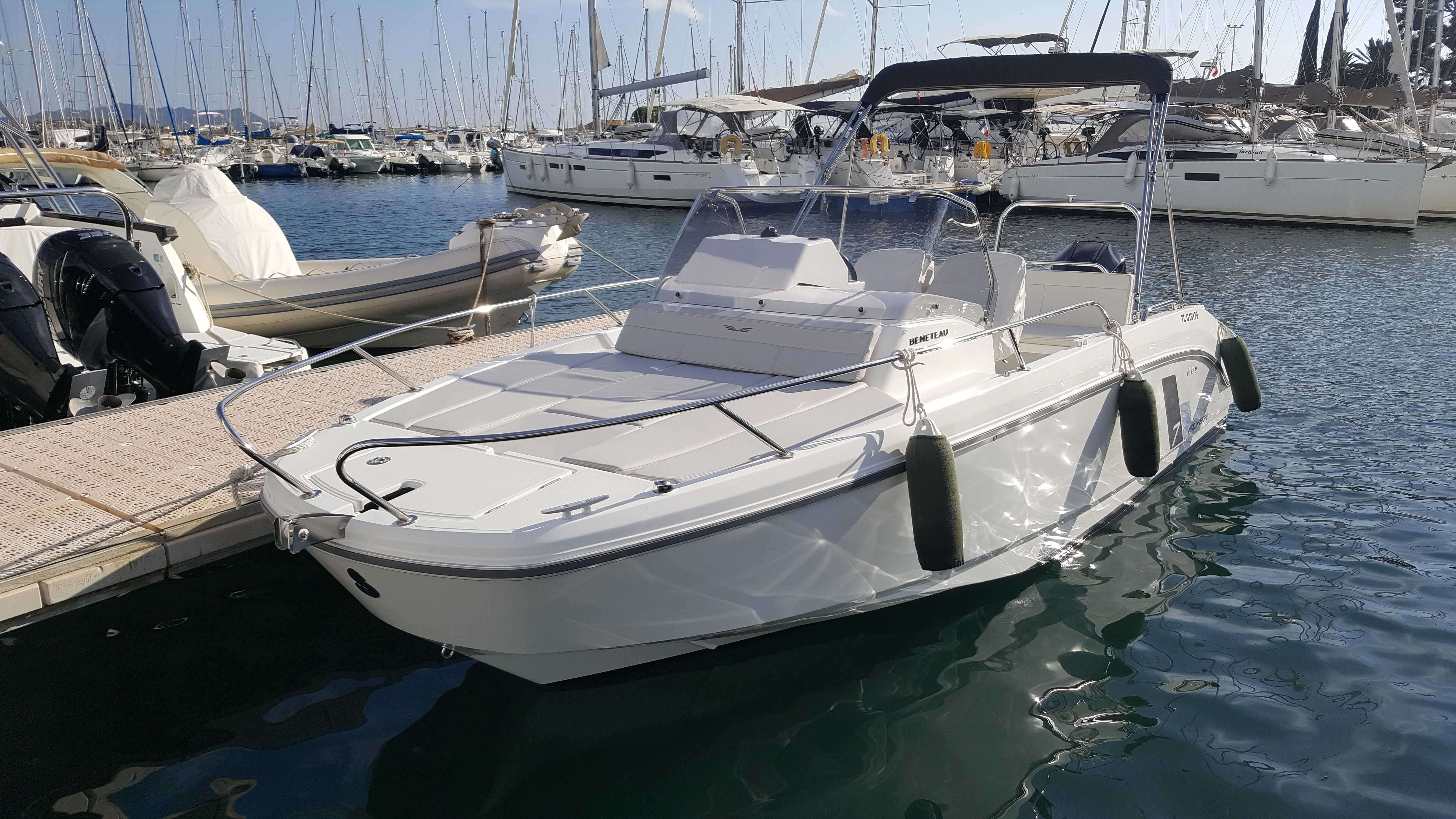 Beneteau FLYER 7 SUNDECK