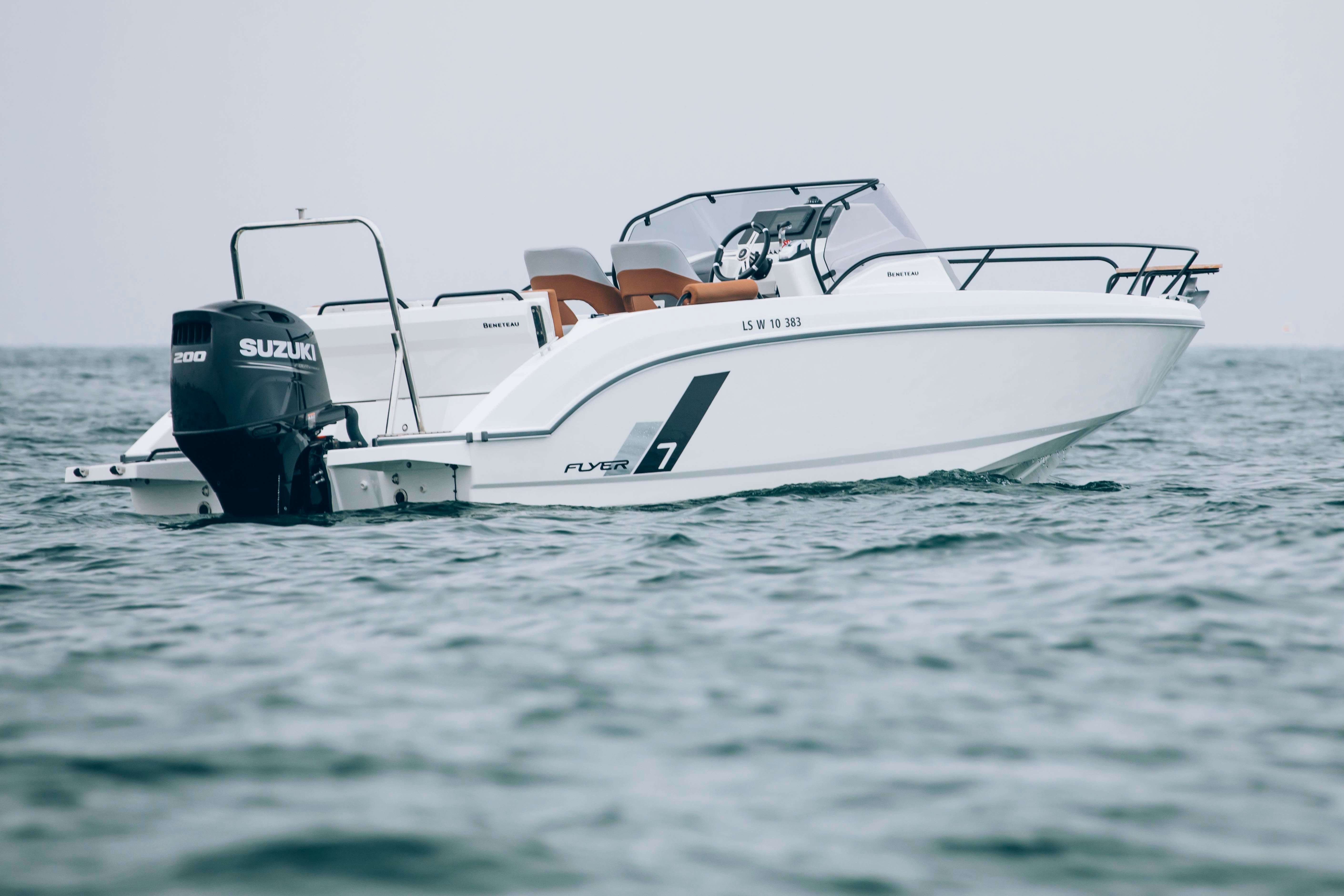 Beneteau FLYER 7 SUNDECK