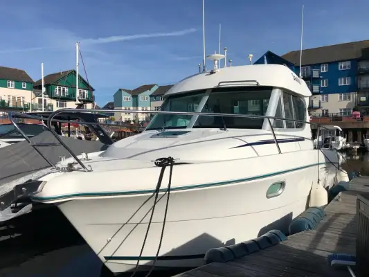 2002 Jeanneau MERRY FISHER 805