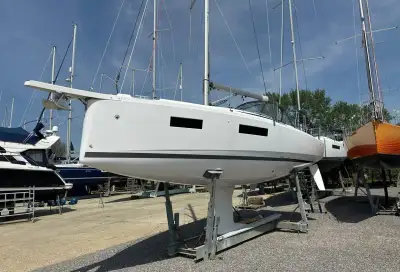 Barca a vela JEANNEAU SUN ODYSSEY 350 nuovo Regno Unito