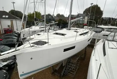 Barca a vela JEANNEAU SUN ODYSSEY 440 nuovo Regno Unito