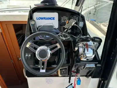 Barca JEANNEAU MERRY FISHER 895 usato Regno Unito