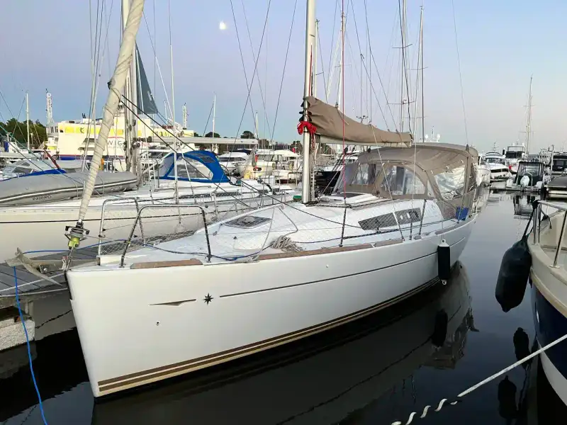 2012 JEANNEAU SUN ODYSSEY 33I - Photo 1