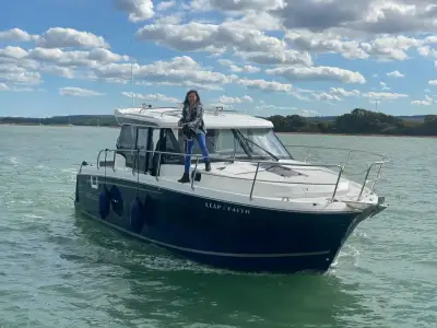 Barca JEANNEAU MERRY FISHER 1095 usato Regno Unito