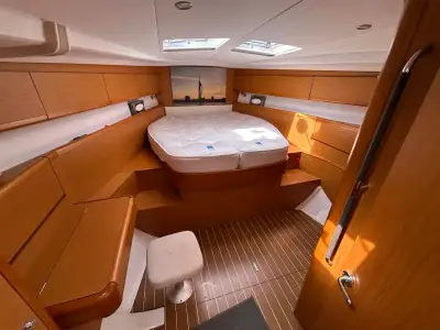 Barca a vela JEANNEAU SUN ODYSSEY 50 DS usato Regno Unito