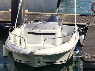 Barca JEANNEAU CAP CAMARAT 515 usato Portogallo