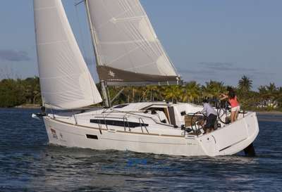 Barca a vela JEANNEAU SUN ODYSSEY 349 usato Italia