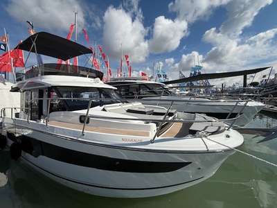 Barca JEANNEAU MERRY FISHER 1095 nuovo Francia