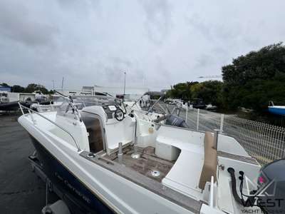 Barca JEANNEAU CAP CAMARAT 7.5 WA usato Francia