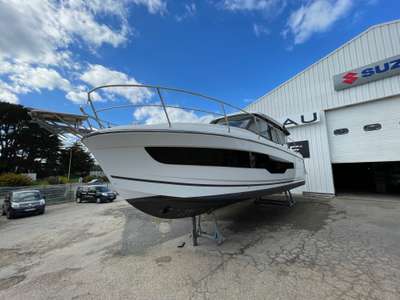 Barca JEANNEAU MERRY FISHER 1095 COUPE usato Francia