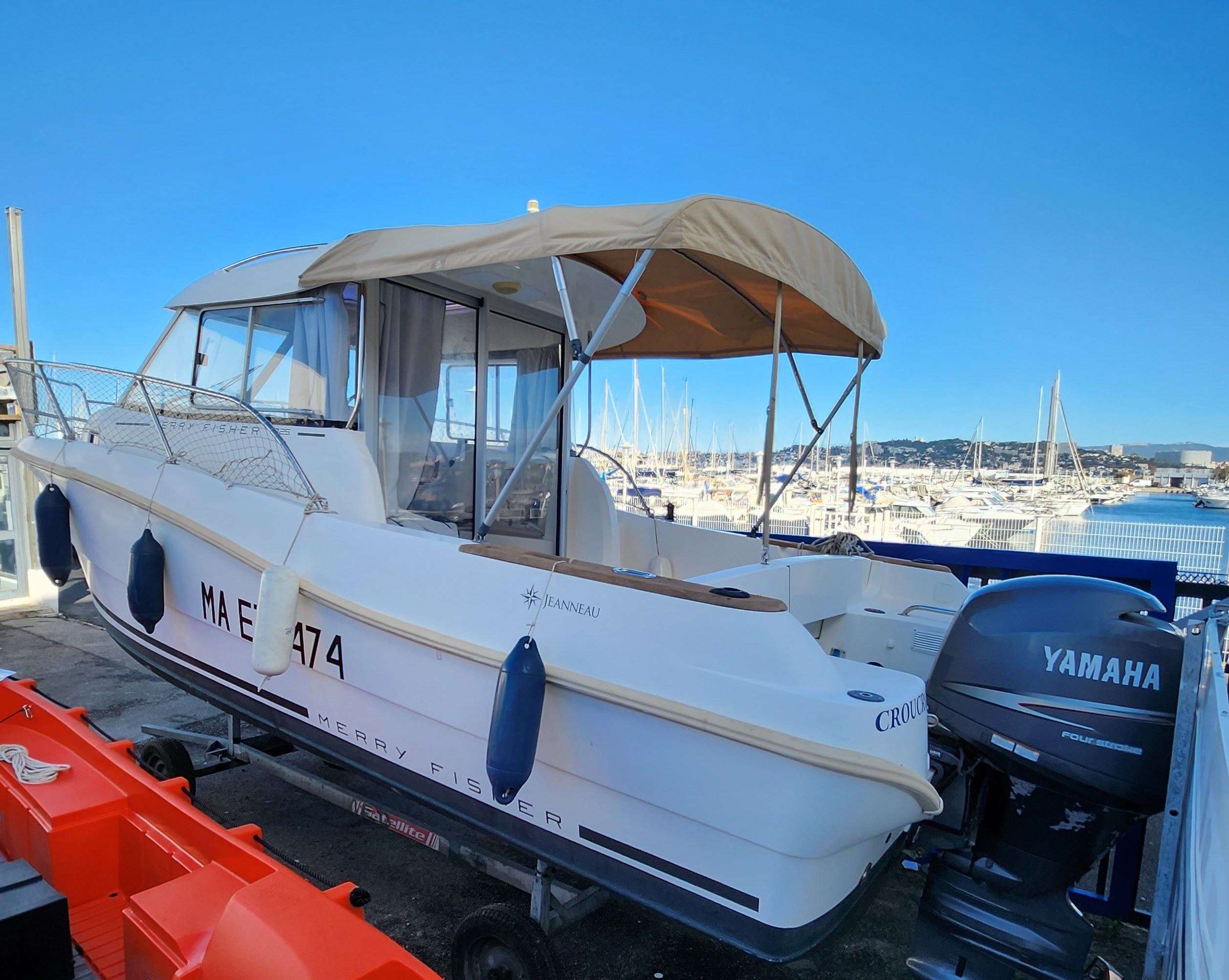 Jeanneau MERRY FISHER 725