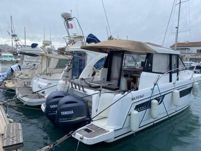 Barca JEANNEAU MERRY FISHER 855 usato Francia