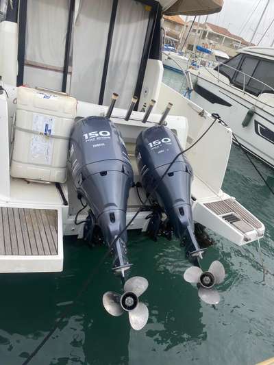 Barca JEANNEAU MERRY FISHER 855 usato Francia