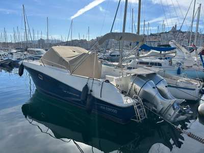 Barca JEANNEAU CAP CAMARAT 8.5 WA usato Francia