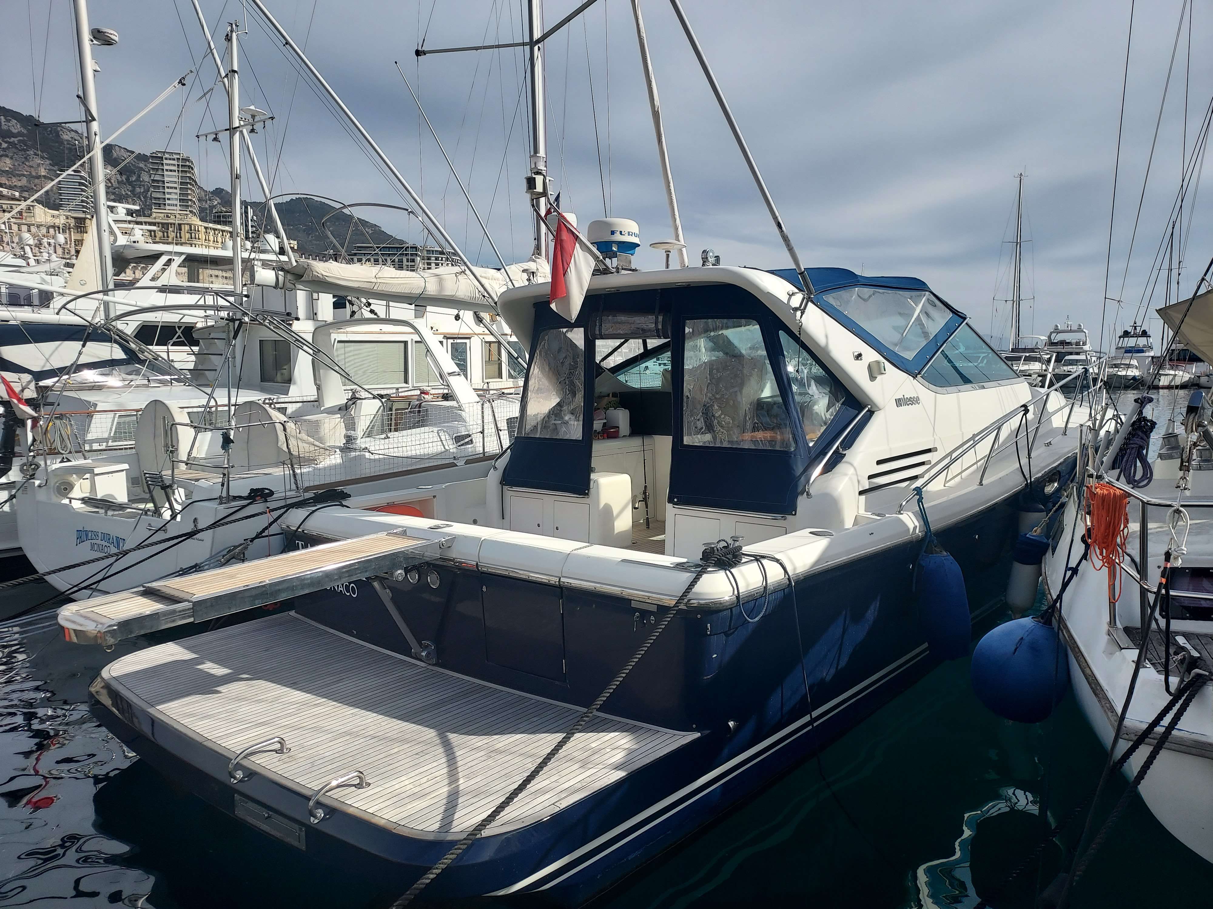 UNIESSE MARINE UNIESSE 42