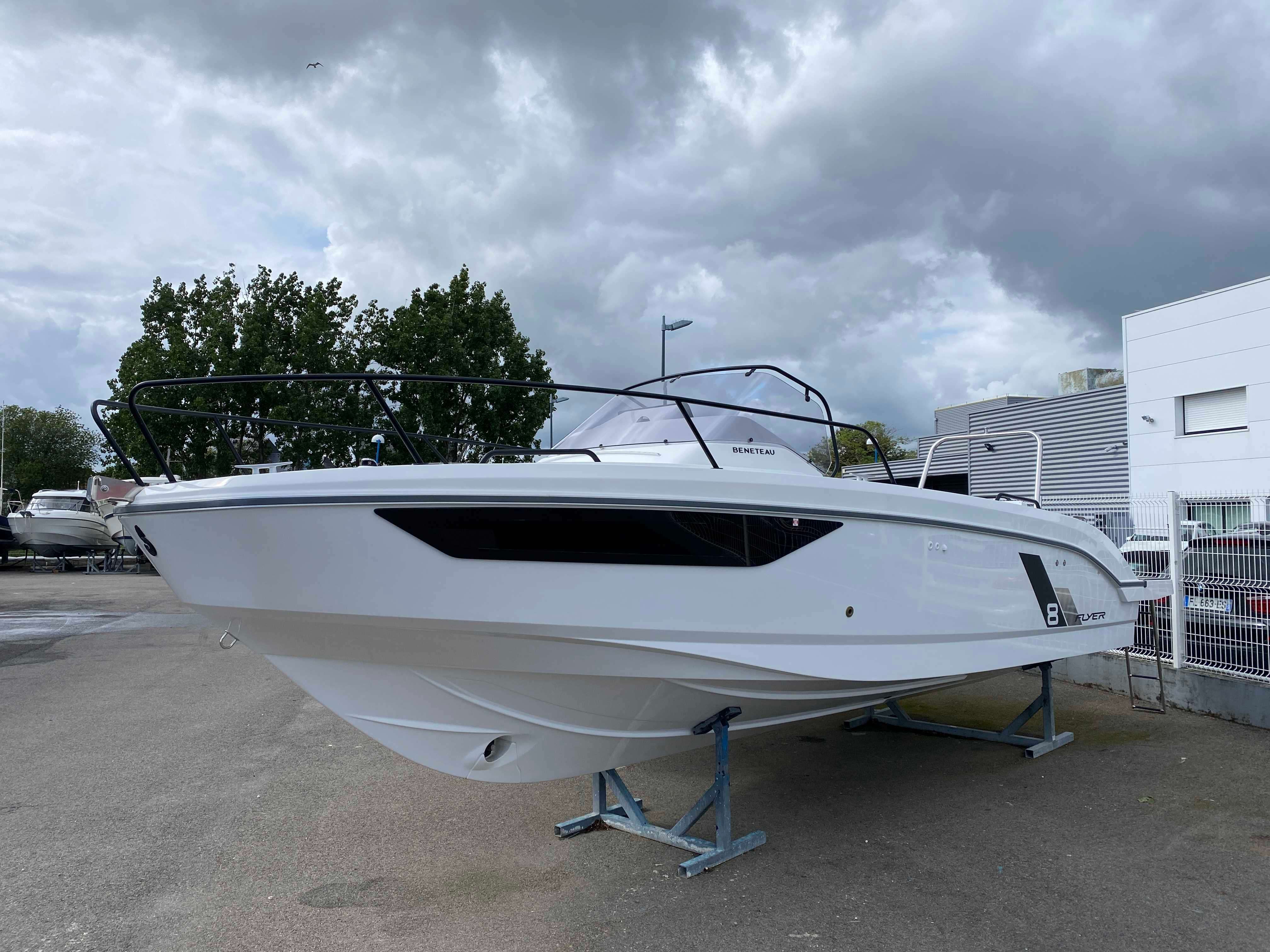 Beneteau FLYER 8 SUNDECK