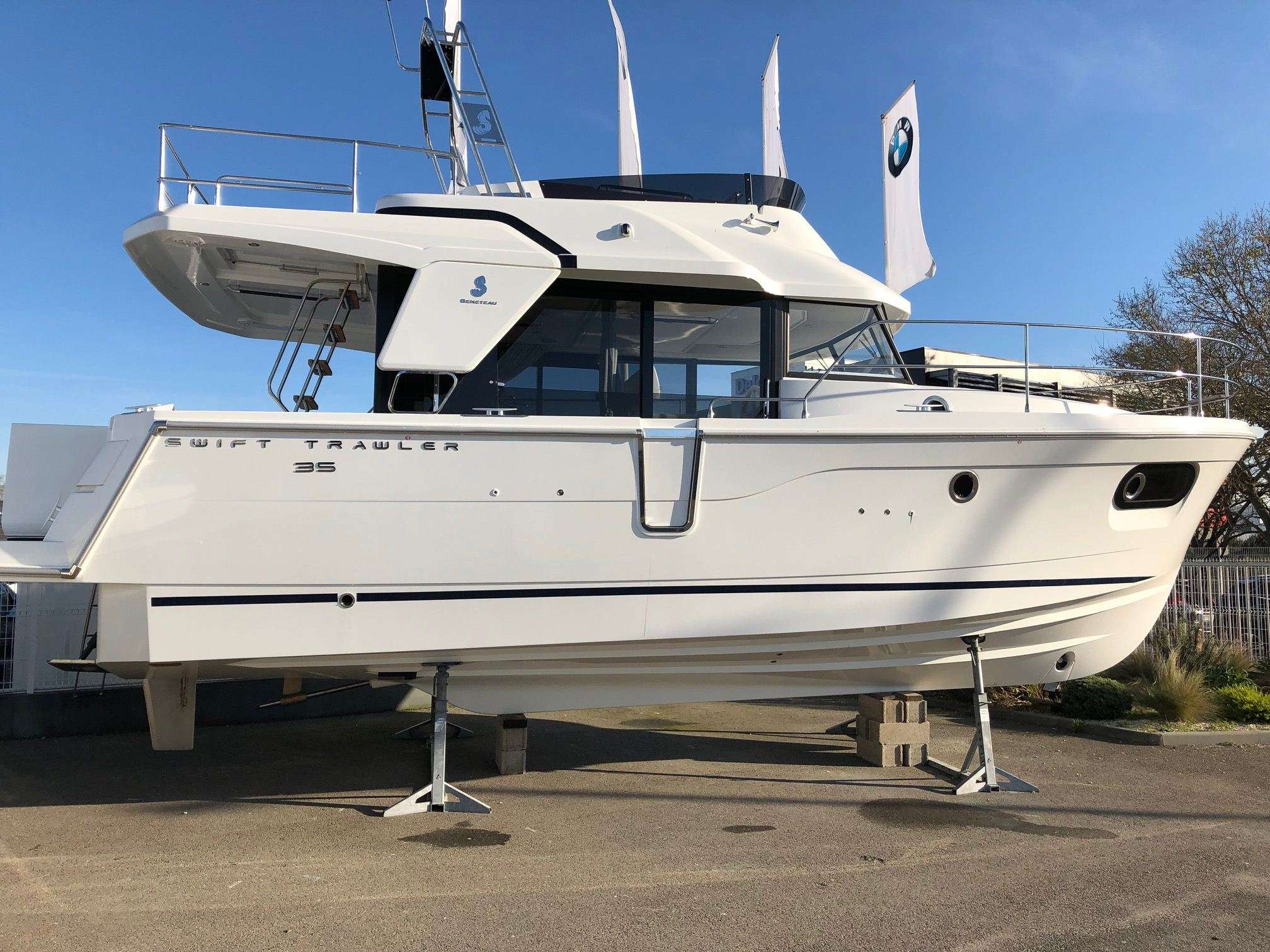 Beneteau SWIFT TRAWLER 35