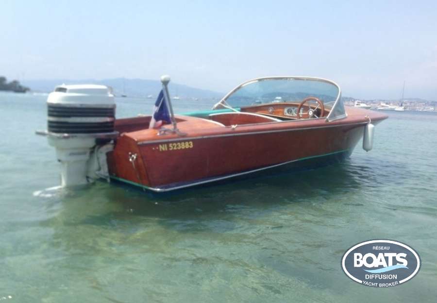 DONORATICO RUNABOUT