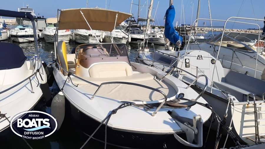 Sessa Marine KEY LARGO 24