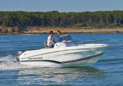 Barca JEANNEAU CAP CAMARAT 5.5 CC nuovo Germania