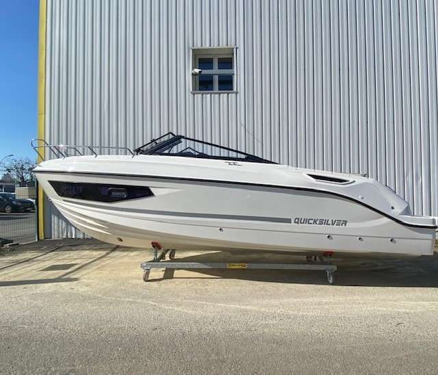 Quicksilver QUICKSILVER ACTIV 755 CRUISER