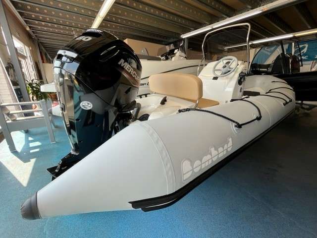 Bombard SUNRIDER 550