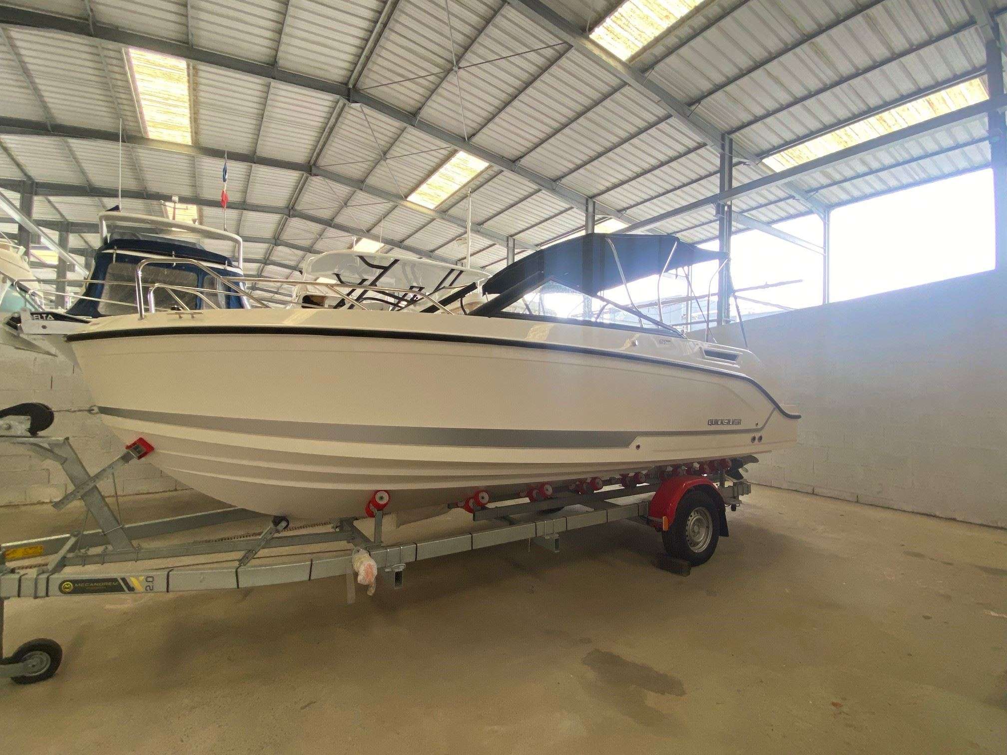 Quicksilver QUICKSILVER ACTIV 675 CRUISER
