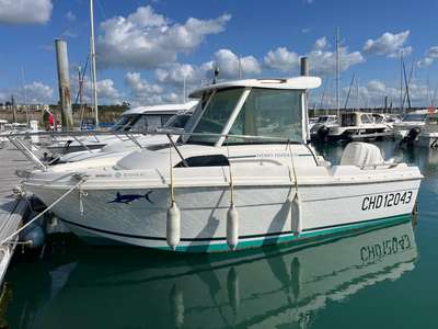 Barca JEANNEAU MERRY FISHER 530 CABIN usato Francia