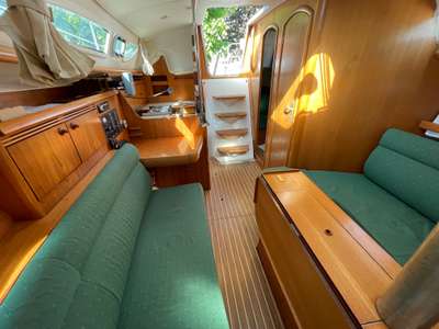 Barca a vela JEANNEAU SUN ODYSSEY 32 usato Francia