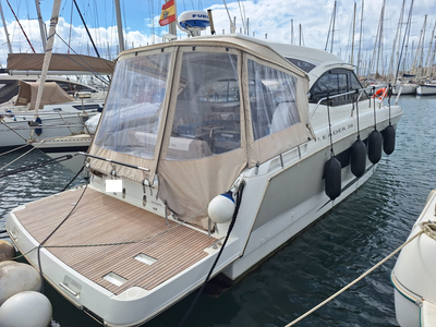 Barca JEANNEAU LEADER 36 SPORT TOP usato Spagna