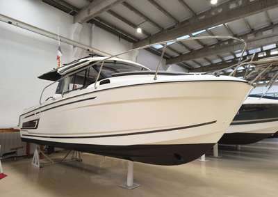Barca JEANNEAU MERRY FISHER 795 SÉRIE 2 usato Spagna