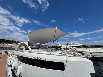 Barca JEANNEAU DB 43 IB usato Spagna