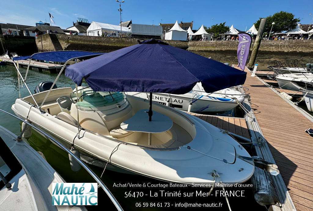 Jeanneau CAP CAMARAT 715