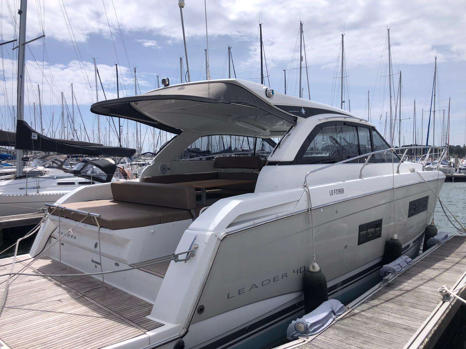 Jeanneau LEADER 40