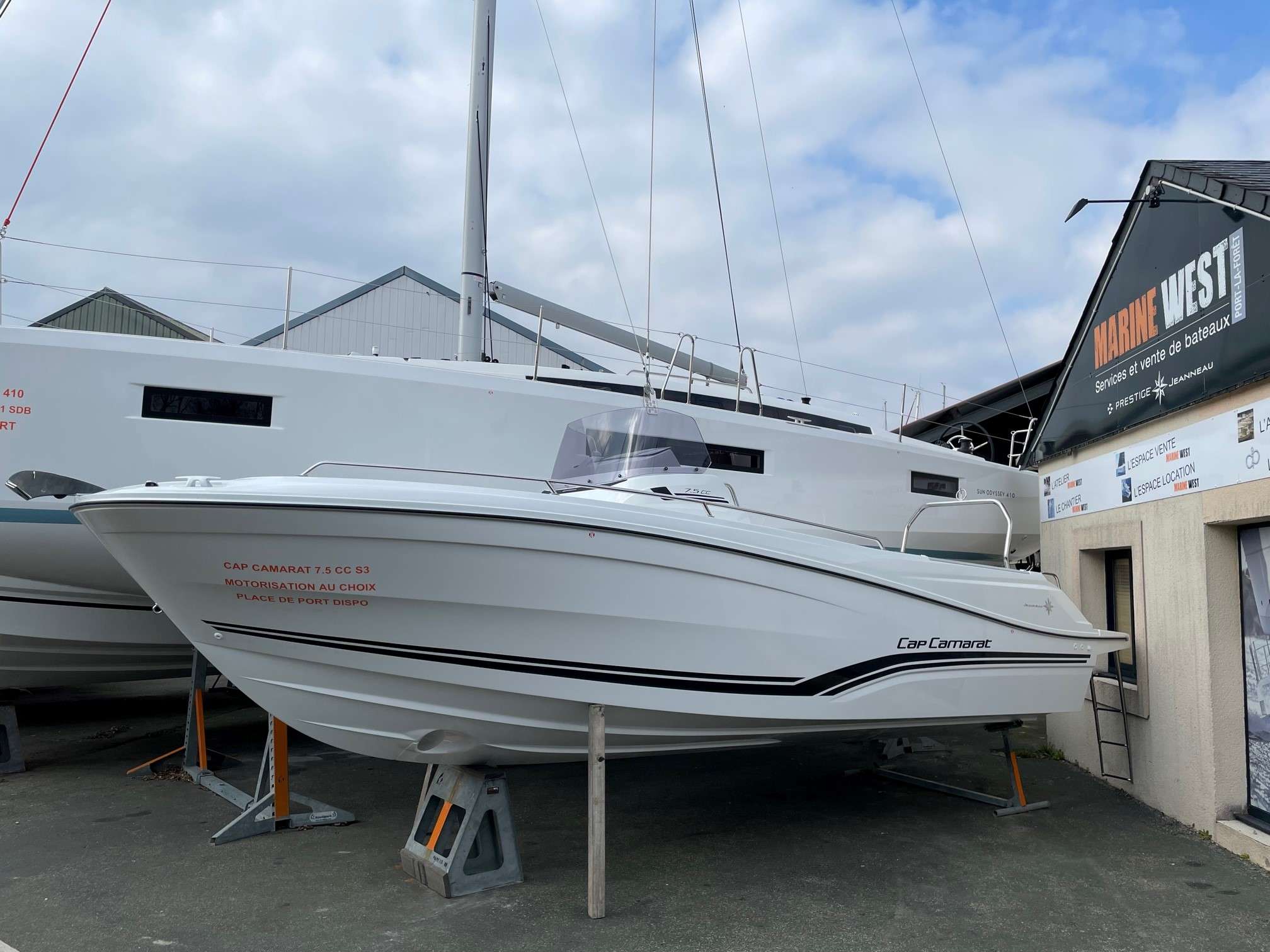 Jeanneau CAP CAMARAT 7.5 CC SERIE 3
