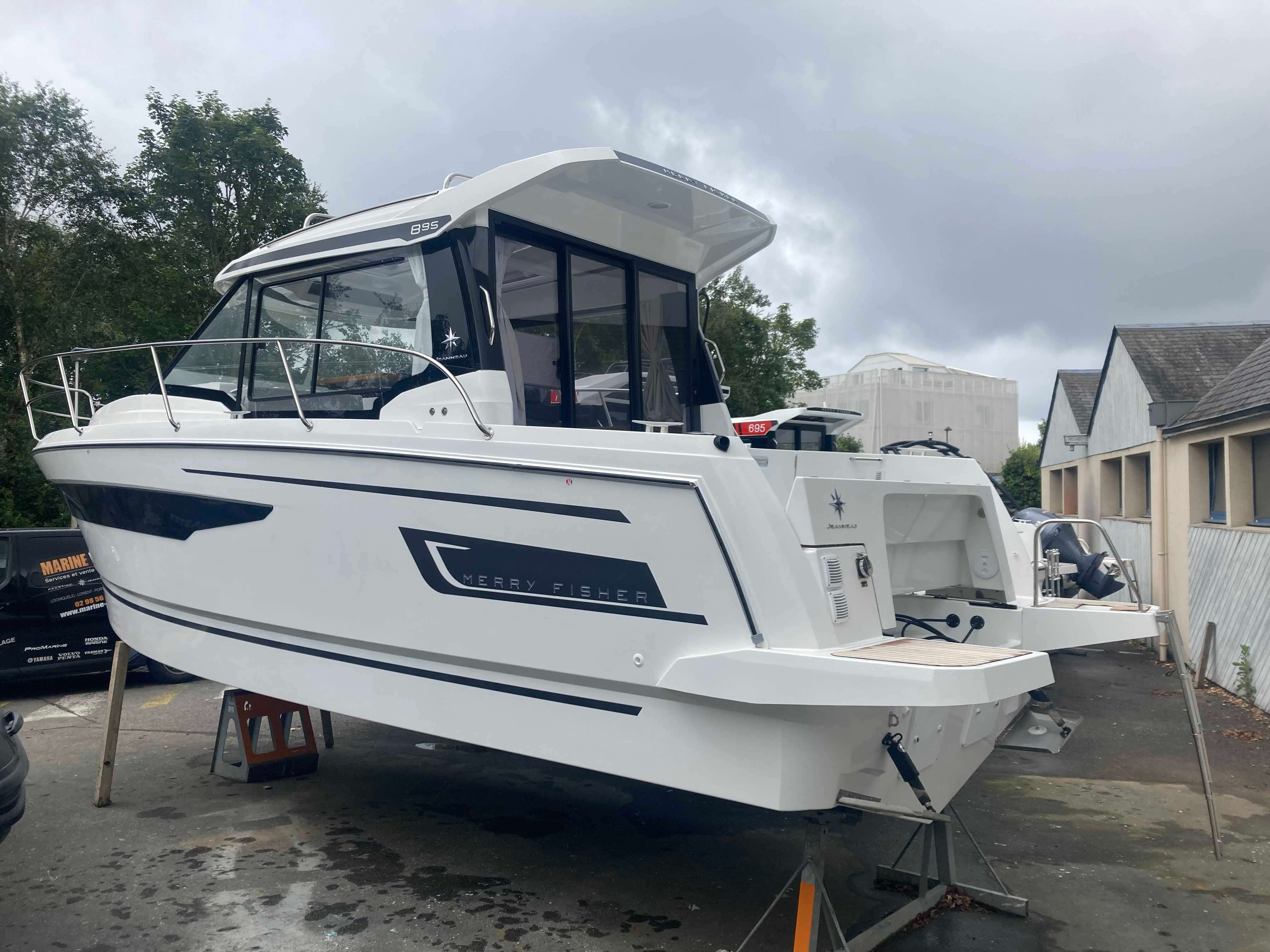 Jeanneau MERRY FISHER 895