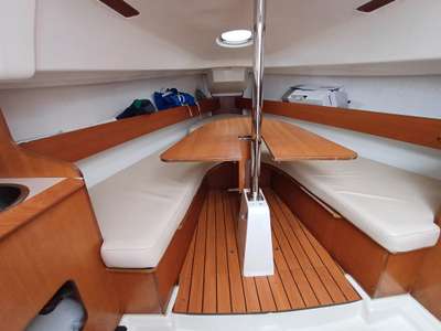 Barca a vela JEANNEAU SUN 2500 usato Francia