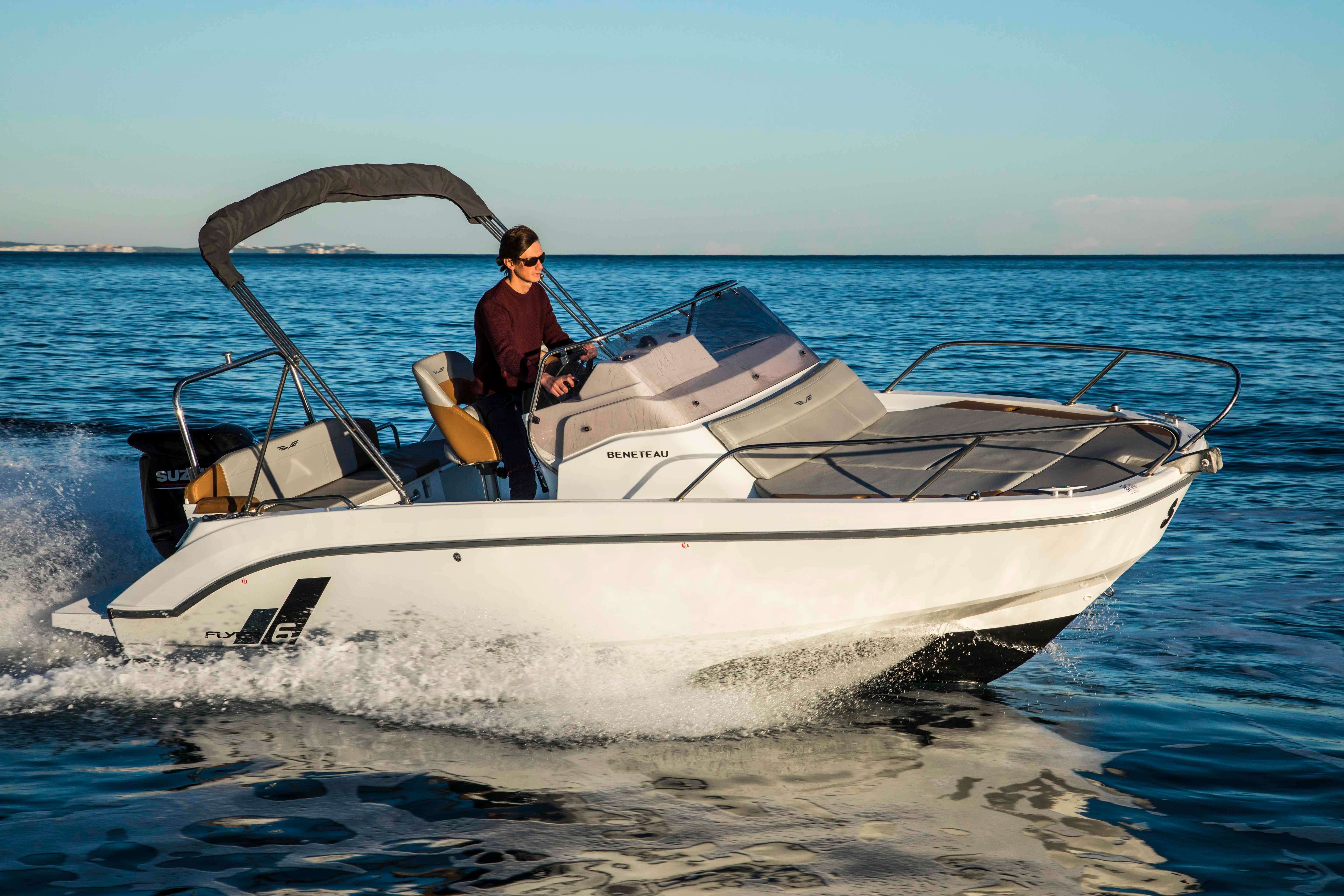 Beneteau FLYER 6 SUNDECK