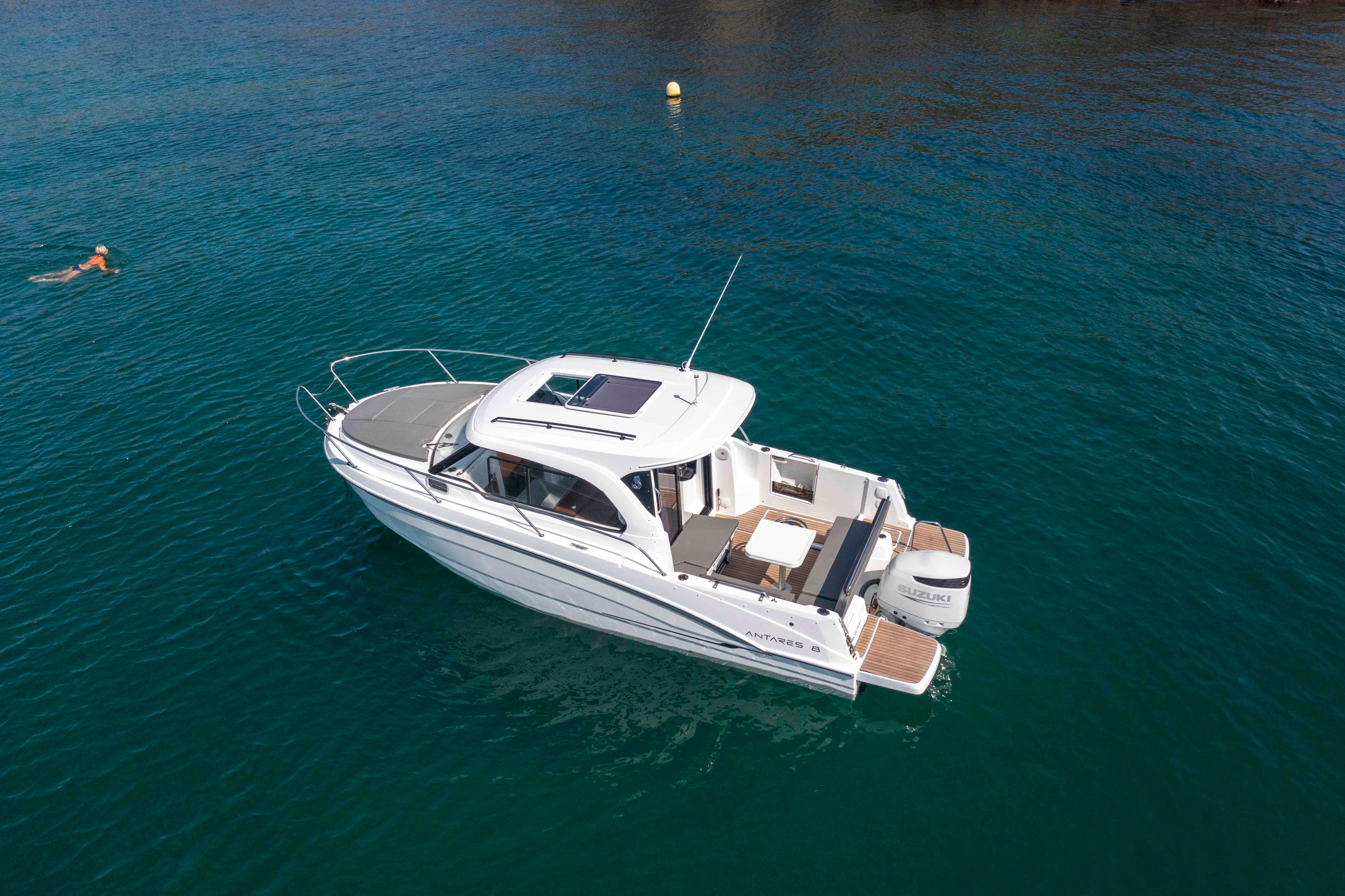 Beneteau ANTARES 8 OB