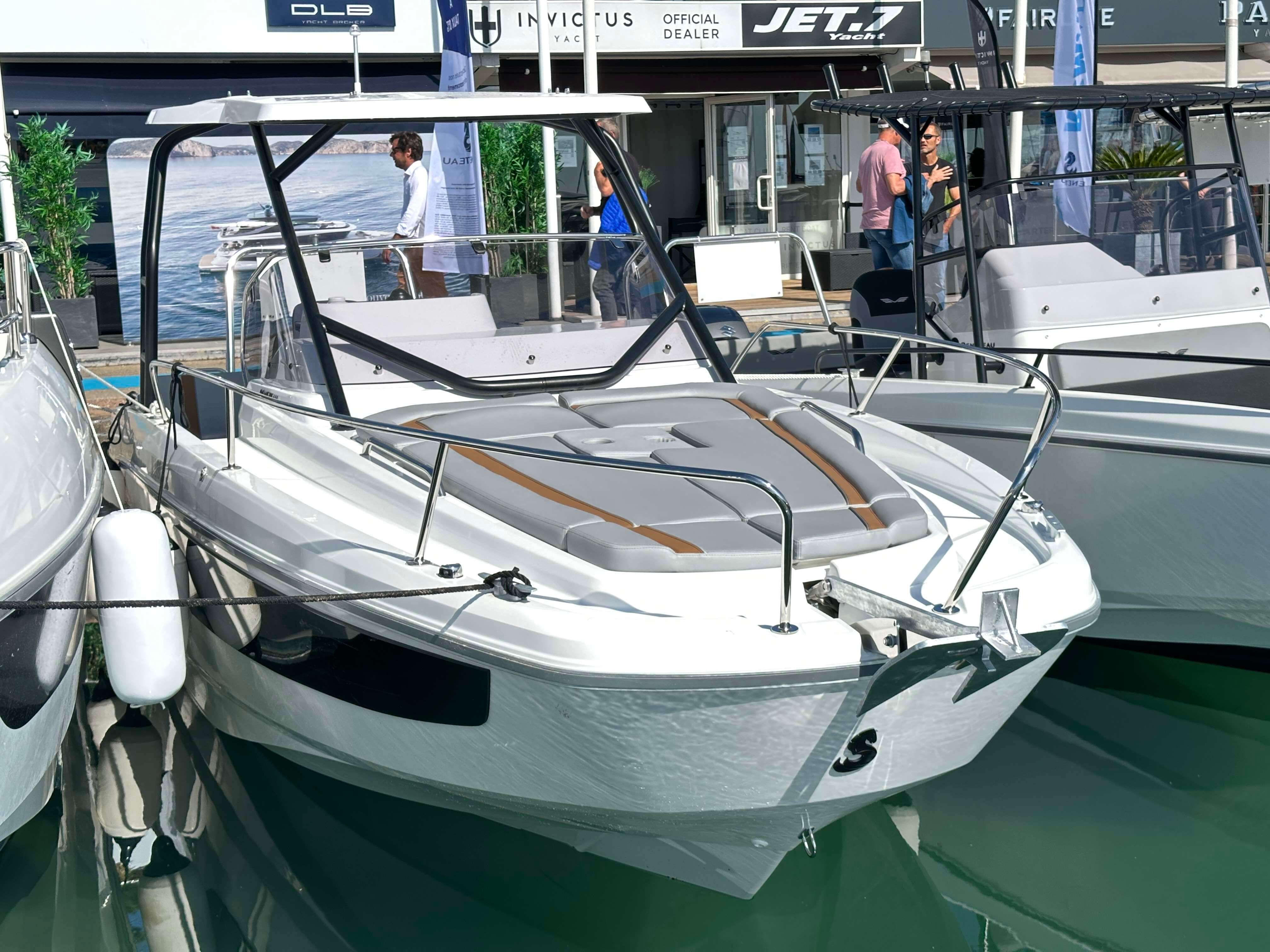 Beneteau FLYER 8 SUNDECK