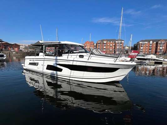 2022 Jeanneau MERRY FISHER 1095