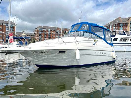 1997 Maxum MAXUM 2400 SCR
